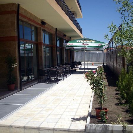 Serenity Hotel Sveti Vlas Exteriör bild